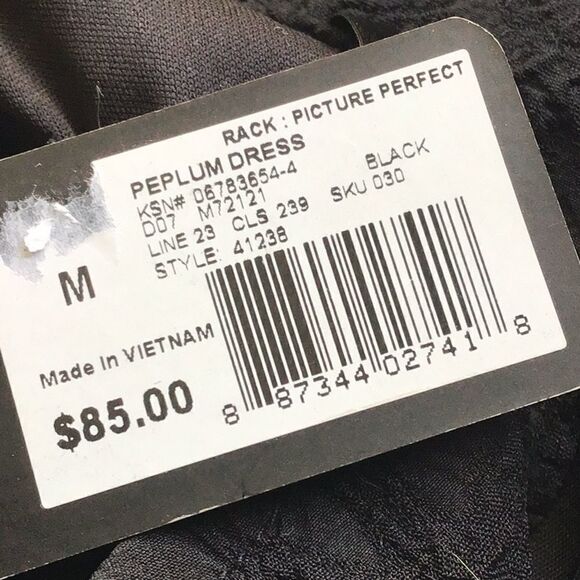 Kardashian Kollection Black Quilted Sleeveless Halter Dress NEW - Picture 13 of 15